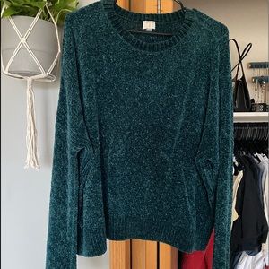 BEAUTIFUL EMERALD GREEN KNIT SWEATER